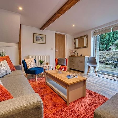 Delightful Two-Bedroom Cottage In The Heart Of Bakewell Buitenkant foto