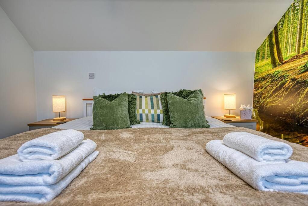 Delightful Two-Bedroom Cottage In The Heart Of Bakewell Buitenkant foto