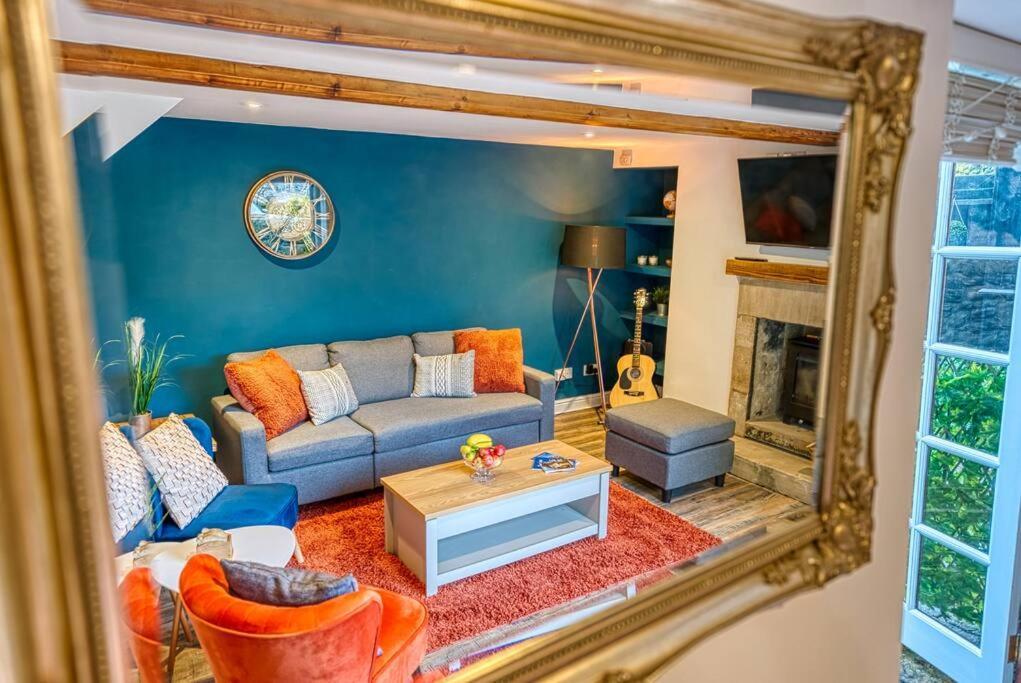 Delightful Two-Bedroom Cottage In The Heart Of Bakewell Buitenkant foto